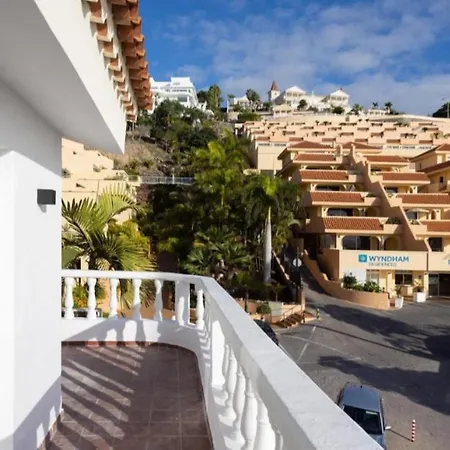 Las Americas X Costa Adeje (Tenerife)